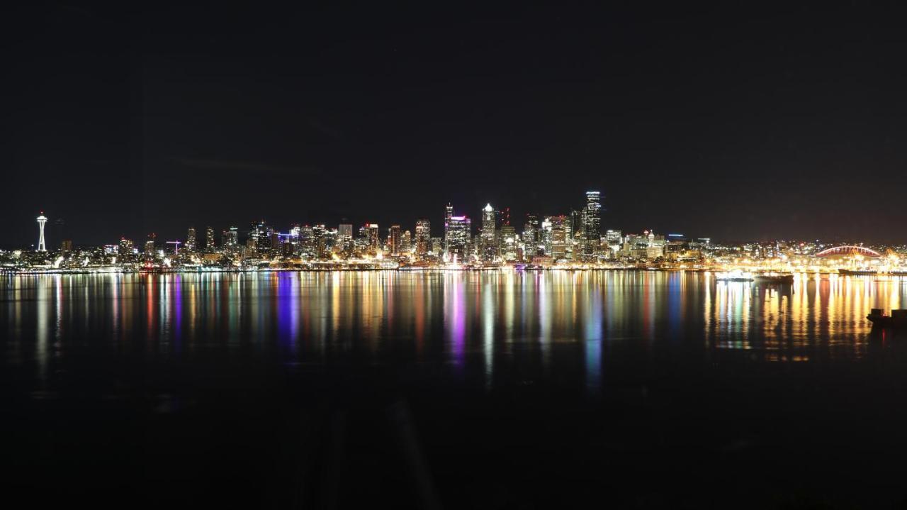 180 Degree, Unobstructed Bluff View! Apartment ซีแอตเทิล ภายนอก รูปภาพ